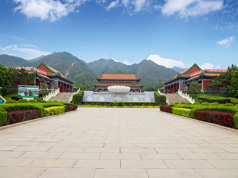 八宝山陵园和天寿陵园，哪个陵园更适合安葬（那个佳）